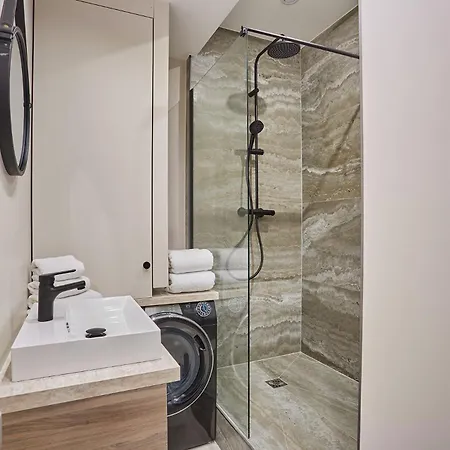 Center Of By Prestige Paris