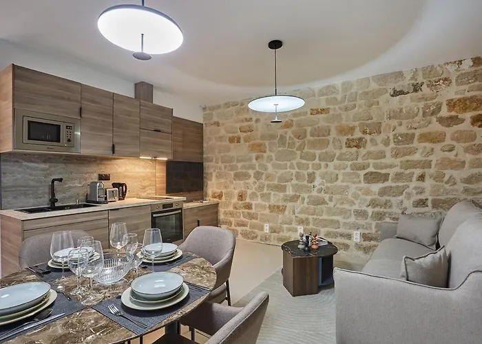 Center Of By Prestige Appartement