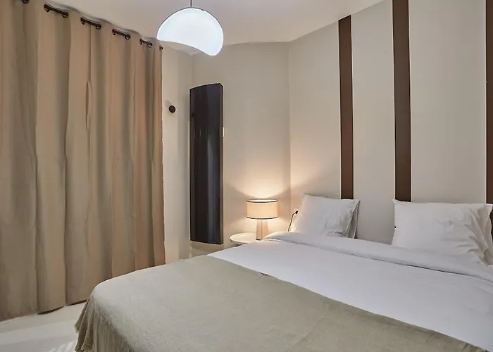 Center Of By Prestige * Paris